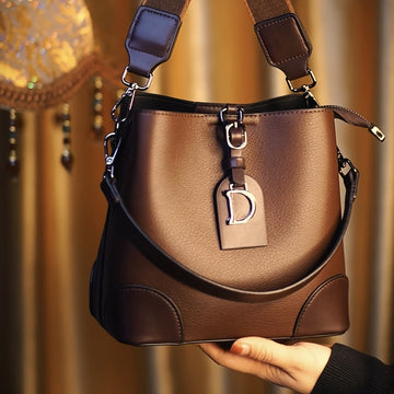 Stylish Women’s Bucket Bag – Casual Crossbody with Golden Accents